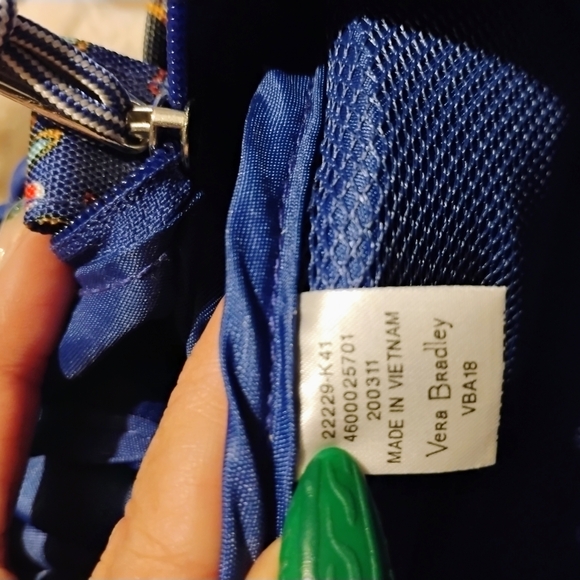 Vera Bradley Women's Blue Paisley Bag - Picture 8 of 10